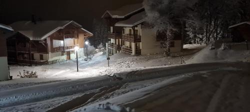 Cohennoz Apartment | Au pied des pistes, dans une résidence de standing