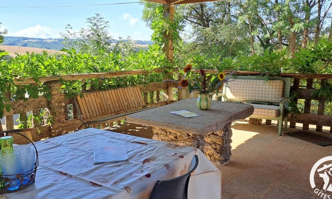 Saint-Pierre-de-Trivisy House | Au pré vert - SAINT PIERRE DE TRIVISY