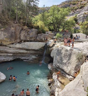 Barret-sur-Meouge Hotel | Auberge de Barret sur Meouge