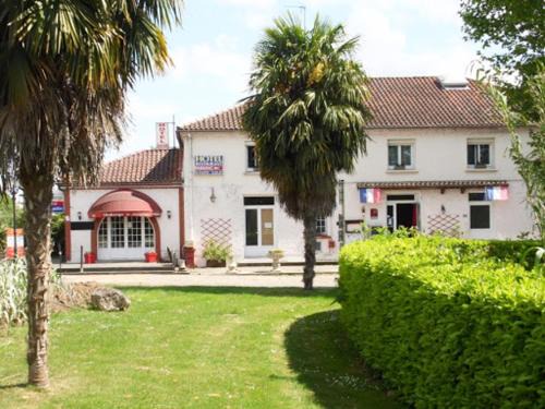Lamagistere Hotel | Auberge de Lamagistere