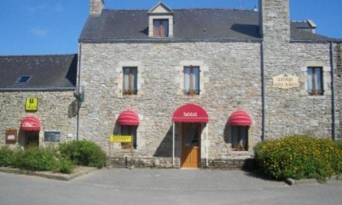 Pluherlin Hotel | Auberge Saint Hernin