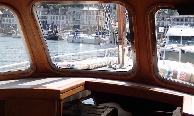 Audierne Boat Rental | Audierne Yachting - Yacht Time Out