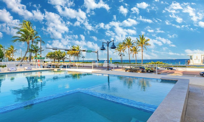 Birch Park Finger Streets House | Aug/Sept Discount! Pool, Steps from Beach, Ocean View | Ocean Haven by AvantStay