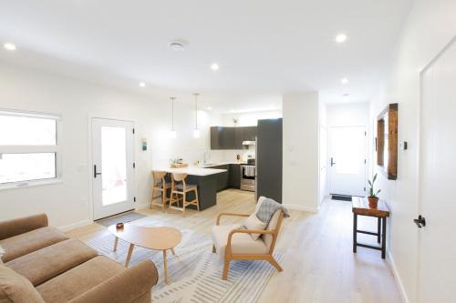 Tofino Apartment | Aurelia Guest Suite and Sauna
