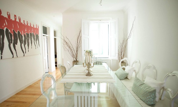 Lisbon Old Town Apartment | Authentic Lisbon CASA SAISA