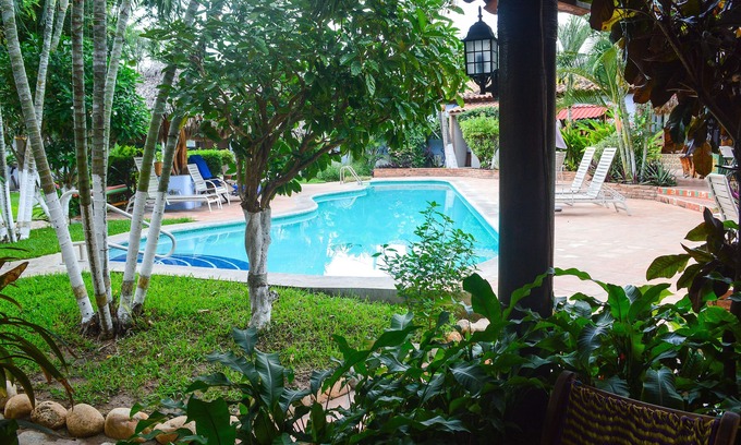 Brisas de Zicatela Apartment | Authentic pool-side apt studio w/full kitchen, 1min walk to beach, free yoga