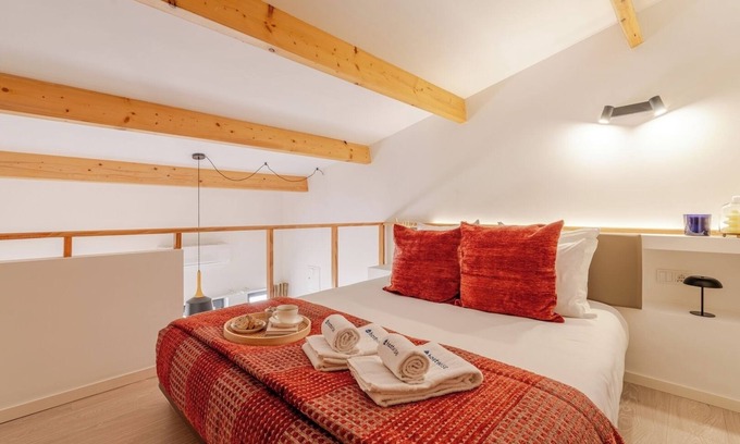 Sao Mamede de Infesta House | Authentic Studio 12 with Terrace by HostWise