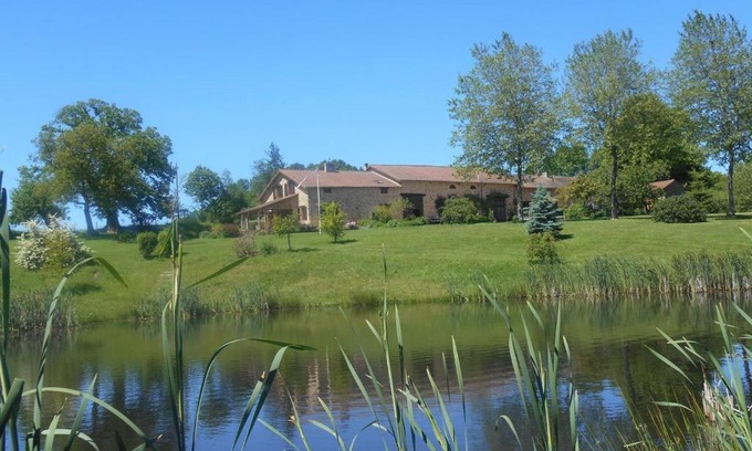 Bussiere-Galant Bed & Breakfast | Aux quatre vents