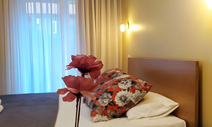 Campo de Gerez Apartment | 'Avó Custódia - Room' with Mountain View, Wi-Fi and Air Conditioning