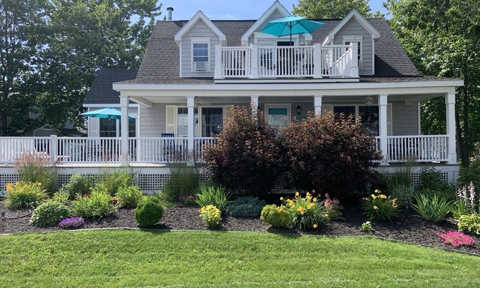 Ocean Park House | Availability! Aug 9-16 .Great Beach House-75YDS to Beach-Bikes Incl