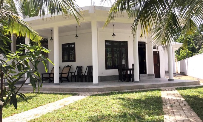 Weligama Villa | Avendra Holiday Inn Weligama