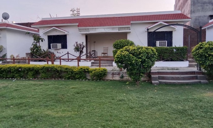 Mirzapur Resort | Avexia Fun City Resort