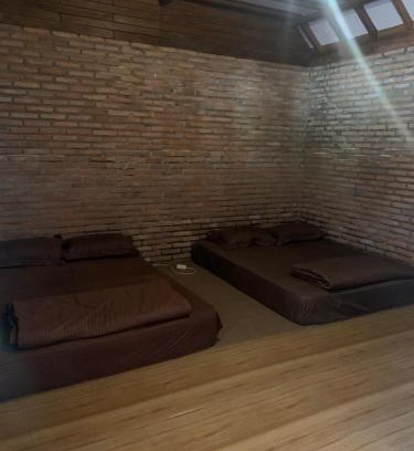 Kajarharjo House | Avrilla Ijen Guest House & Cafe