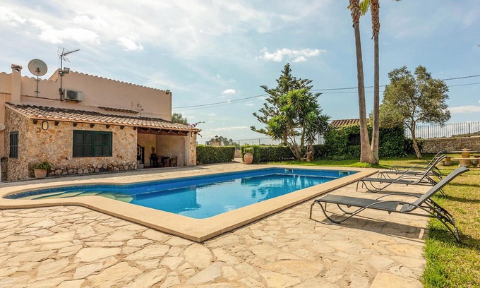 Sineu House | Awesome home in Sineu