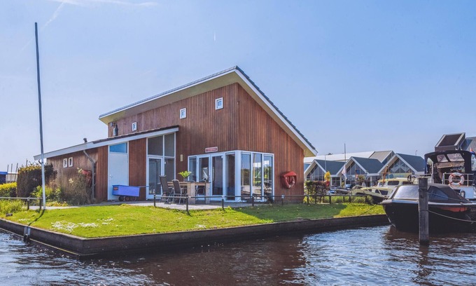 Municipality of Uitgeest House | Awesome home in Uitgeest with WiFi