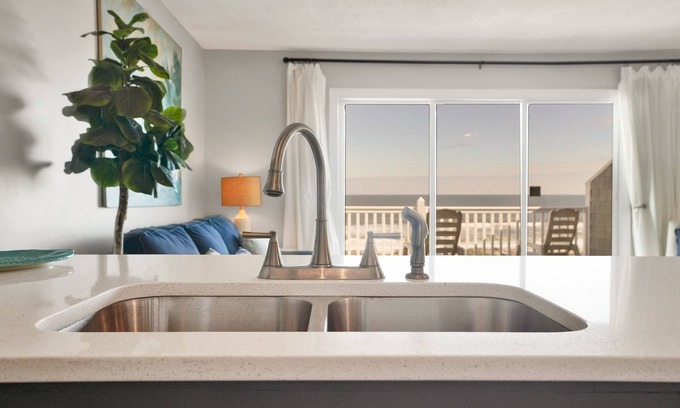 North Carolina Coast Condo | Awesome Location! A Ocean Front Condo Awaits your arrival!