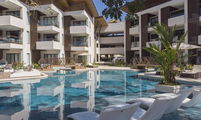 Samara Resort | Azura Beach Resort - All Inclusive - Adults Only