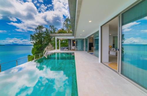 Pa Klok Villa | Azure Beachfront Villa Phuket
