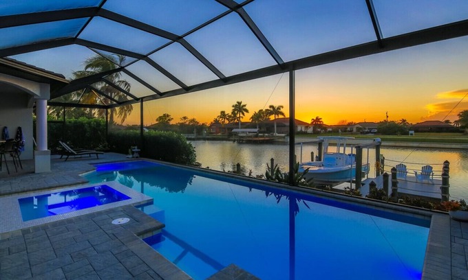 Pelican House | Azure Escape| 3/3 Canal Front Pool Home With A Spa