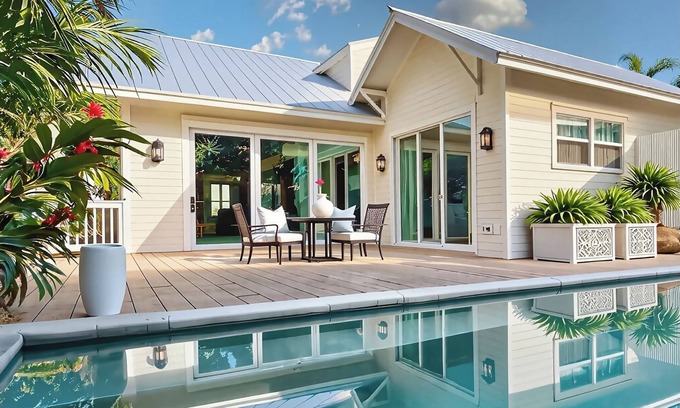 White Street Gallery District Villa | AZURE KEY WEST - Stunning New Home with Heated Pool - 4 Bedrooms Available