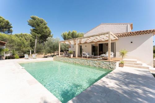 Roquefort-la-Bedoule Villa | Azzura - Piscine - 5 min de Cassis & Calanques