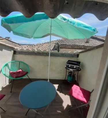 Bourg-Saint-Andeol Apartment | Bâtiment Les Hauts De Bourg