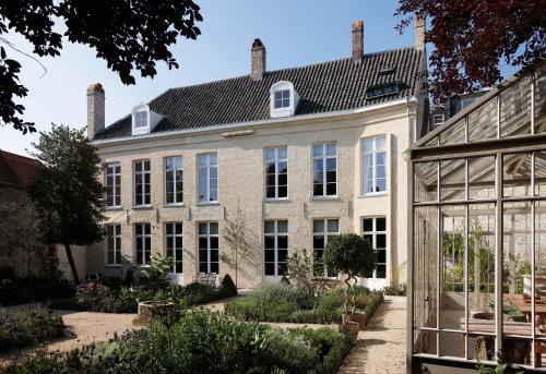 Historical Center Bruges Bed & Breakfast | B&B De Corenbloem Luxury Guesthouse - Adults Only