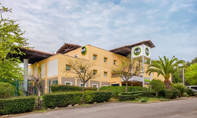 Mouans-Sartoux Hotel | B&B HOTEL Cannes Mouans Sartoux