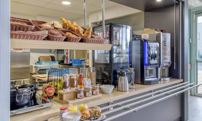 Gerzat Hotel | B&B HOTEL Clermont-Ferrand Gerzat 1