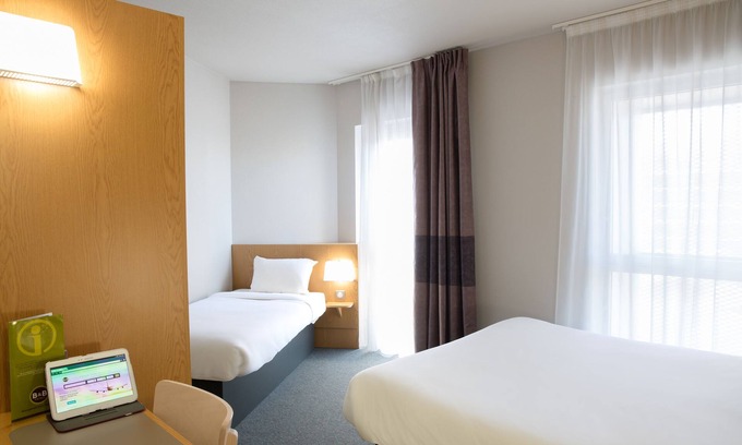 La Villette Hotel | B&B HOTEL Marseille Euromed