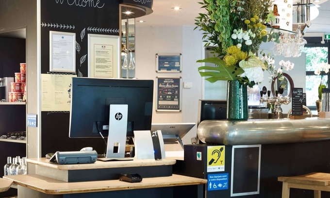 Velizy-Villacoublay Hotel | B&B HOTEL Vélizy Est