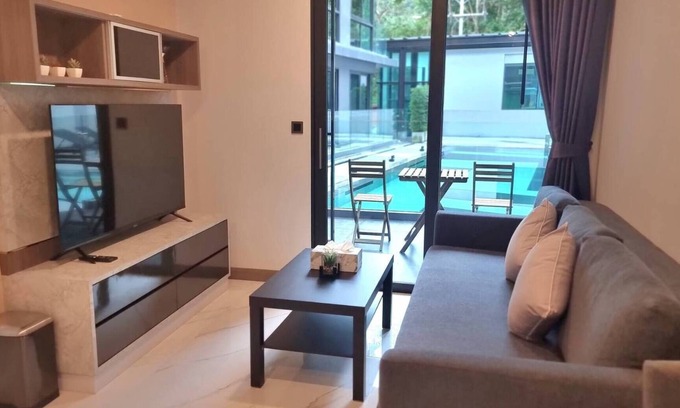 Ao Nang Apartment | B207-Hi-Ended Pool Access 1 bedroom 300m walk to Ao Nang Beach