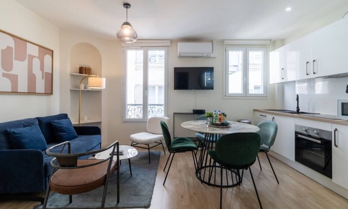 Faubourg-du-Roule Apartment | B3.two Bedrooms#champs Elysées#arc de Triomphe#ac