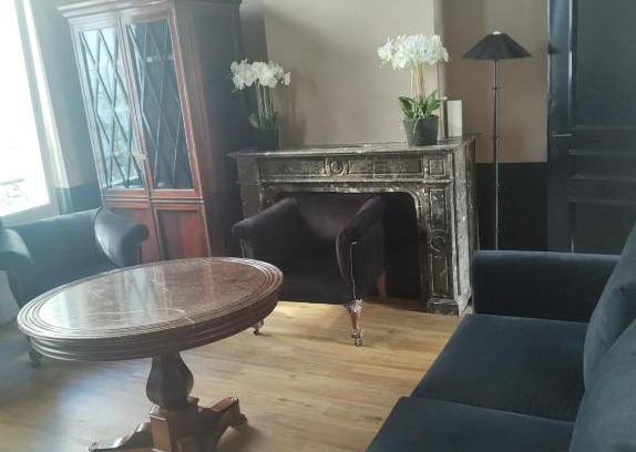 Quartier Midi-Lemonnier - Zuid-Lemonnierwijk Apartment | B96 central suite