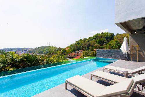 Karon Villa | Baan Saint-Tropez Seaview Villas Kata Beach