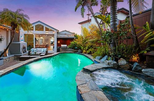 Middletown House | “Backyard Is OMG” Spa Pool BBQ Game Room Views