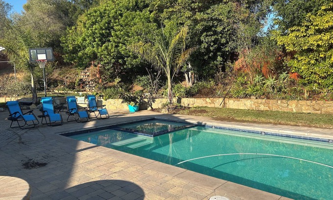 Hope House | Backyard Paradise in Charming Santa Barbara with 4 bedrooms!