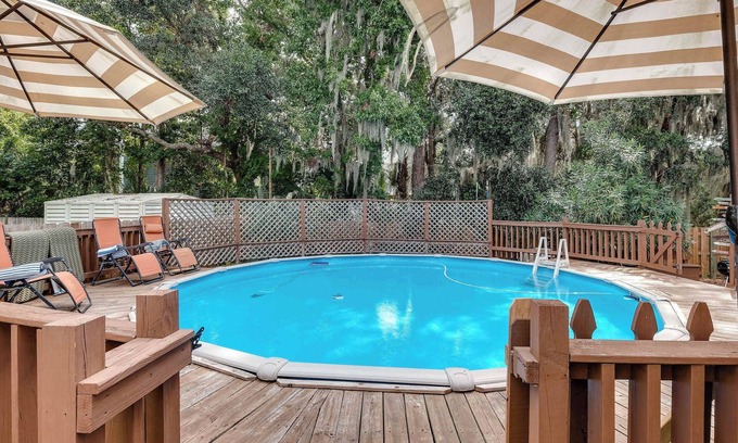 Savannah House | Backyard Pool! Refresh at Rivermist Condo