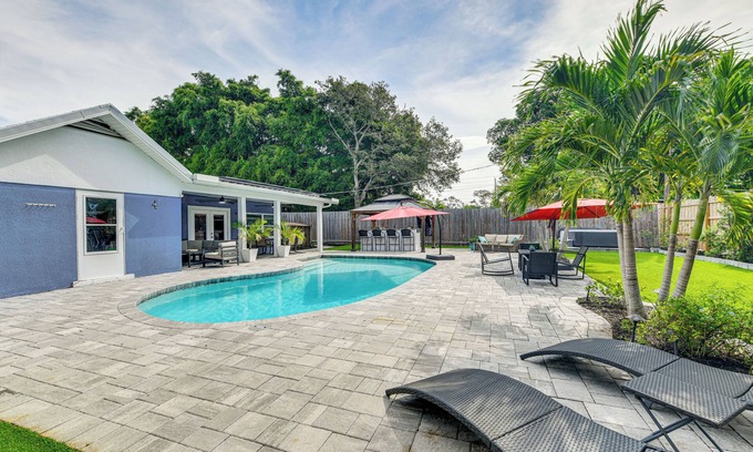 Bradenton House | Backyard w/Pool & Games! Family Home in Bradenton