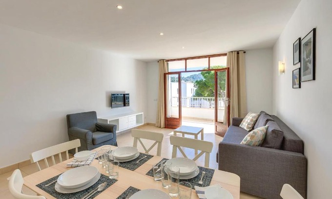Camp de Mar Apartment | Bagari Apartments Camp de Mar