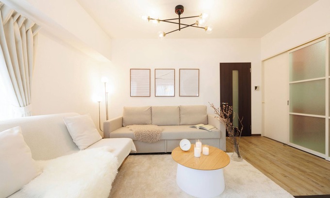 Namba Apartment | Baggage OK！Clean, Comfy bed Stay- Dotombori Haven