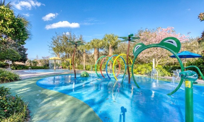 Bahama Bay Apartment | Bahama Bay Condos by TO