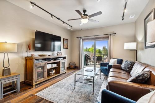 Whitefish House | Baker Loft 302