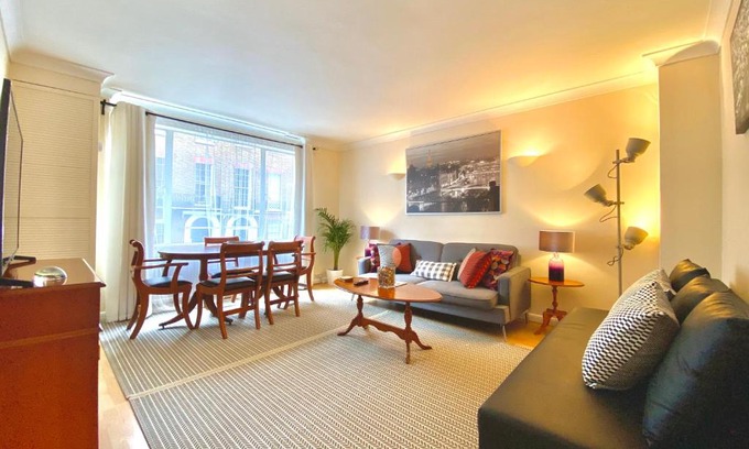 Marylebone Apartment | Baker St/Marylebone, Central London