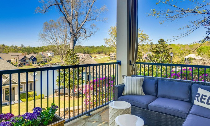 Dadeville Condo | Balcony + Community Perks: Lake Martin Condo!