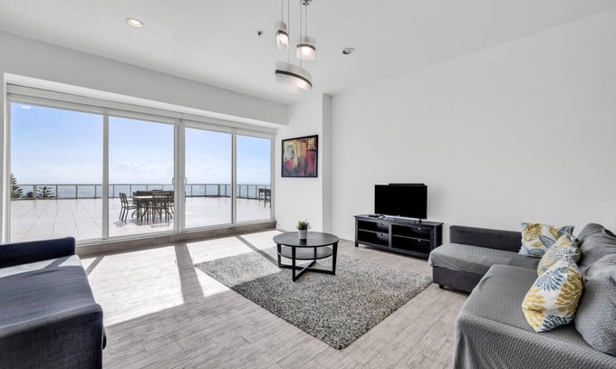 Mid Beach Apartment | Balcony Duplex M11