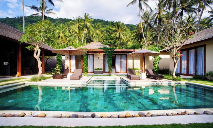 Senggigi Villa | Bale Mandala Villas
