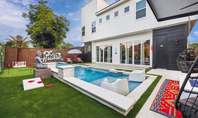Southeast Houston House | Bali in Houston-Unit B,4BR/4Bath