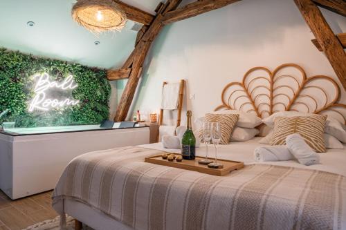 Montgeron Apartment | BALI ROOM/Magnifique studio évasion JACCUZI