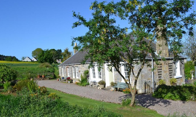 St. Andrews Bed & Breakfast | Balmungo Cottage B&B